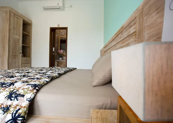 Tropical House / France 3* Canggu (Bali)